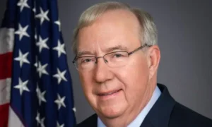 Peter_B._Robb_official_photo_new-crop-700x420-1